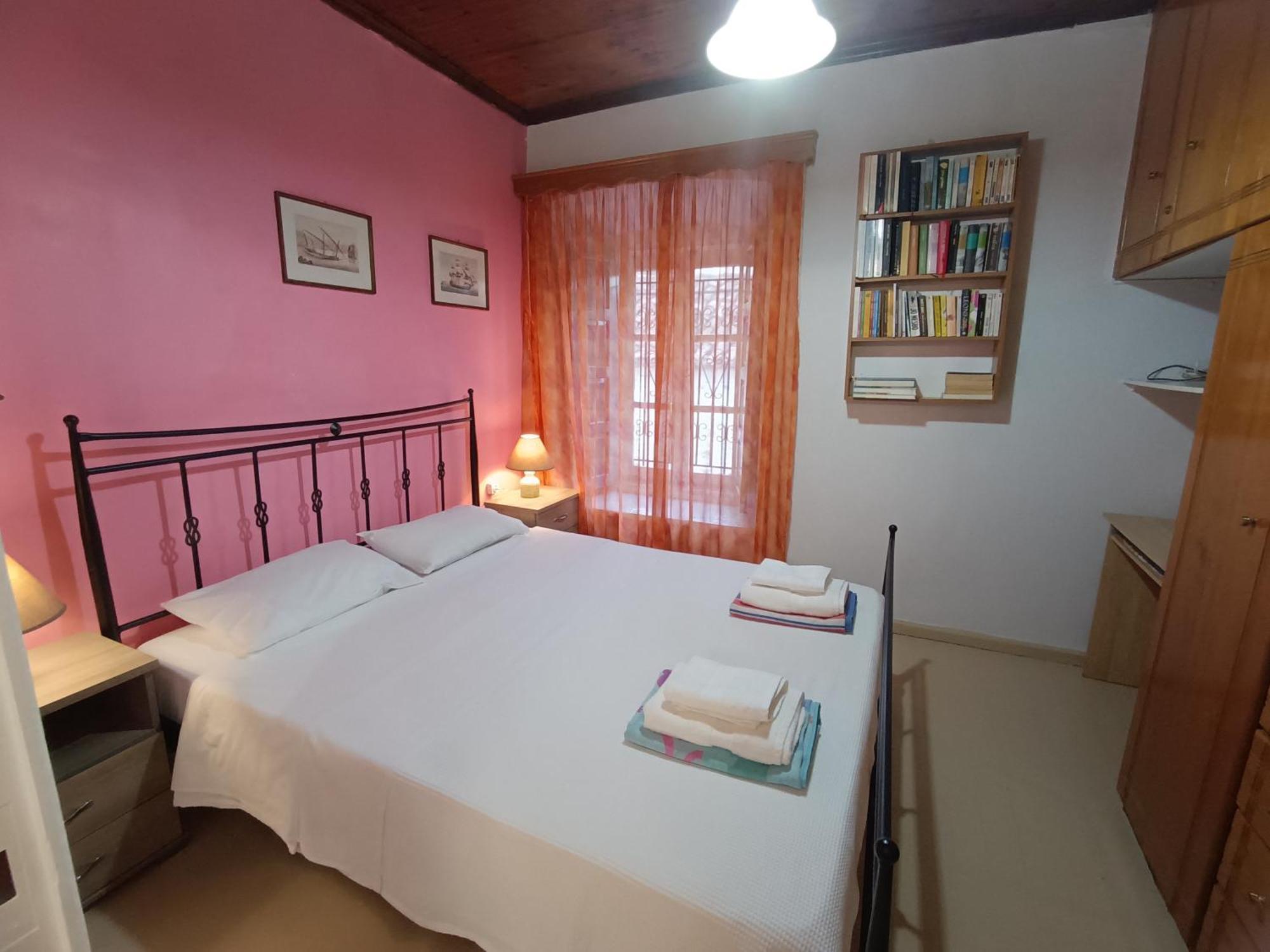Rodomelo House With Terrace - 4 Bedrooms Leonidio Bagian luar foto