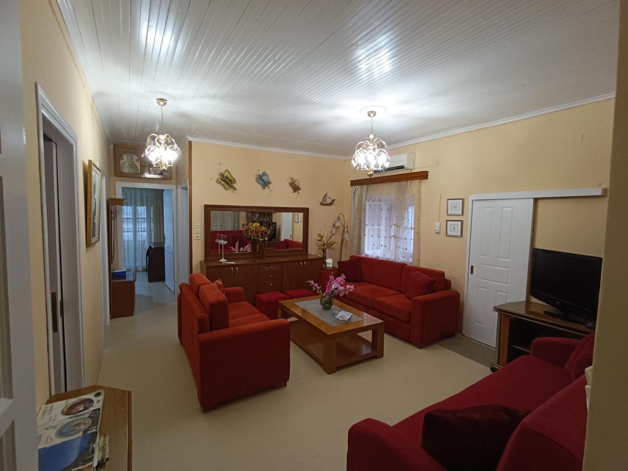 Rodomelo House With Terrace - 4 Bedrooms Leonidio Bagian luar foto